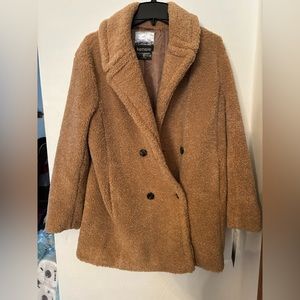 Kensie teddy coat. NWT